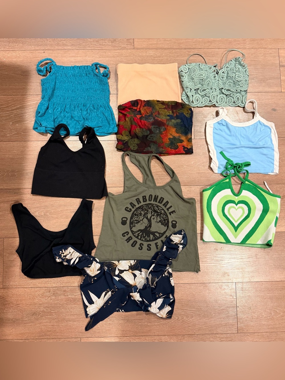 🌈 RESELLER Bundle | Y2K Crop Tops & Festival Tops | SZ Small | 10 Pieces